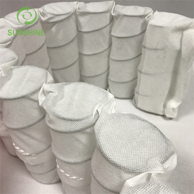 Perforated 50-70GSM PP Spunbond Nonwoven Fabric Pocket Spring For Mattress Bed