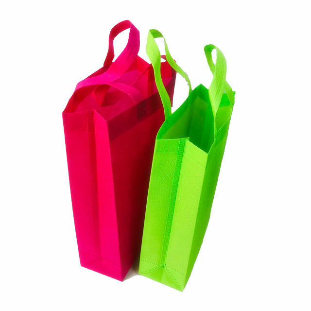 Sell Well Colorful Handle Bags 100% Pp Nonwoven Fabric Cloth for Shopping Bags From China