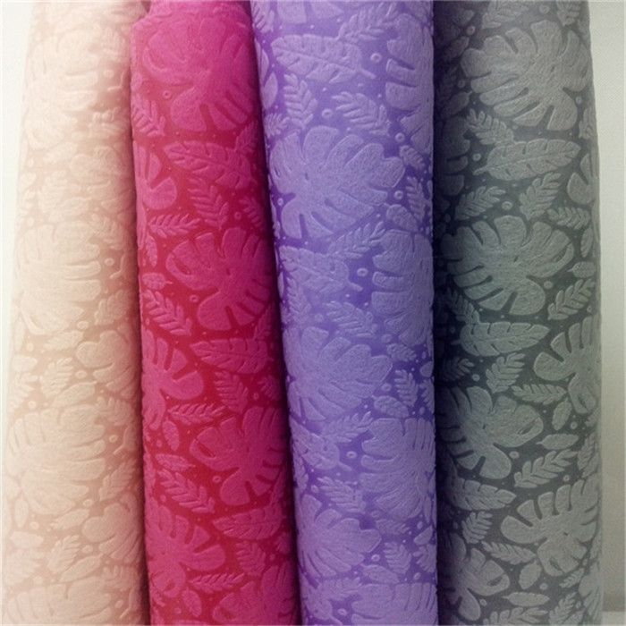 2021 popular printed/emboss/laminated 100%pp spunbond non-woven fabric roll for tablecloth/flower 